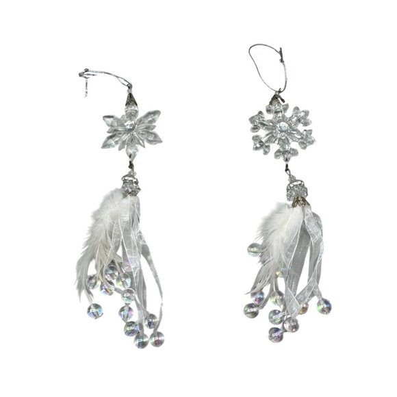 set of 2 plastic Snowflake Hanging Ornament With Feathers & Iridescent Beads - Picture 1 of 12
